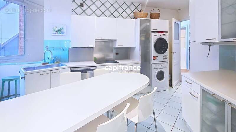 Appartement à vendre 4 pièces PARIS 17EME ARRONDISSEMENT (75) - photo 11