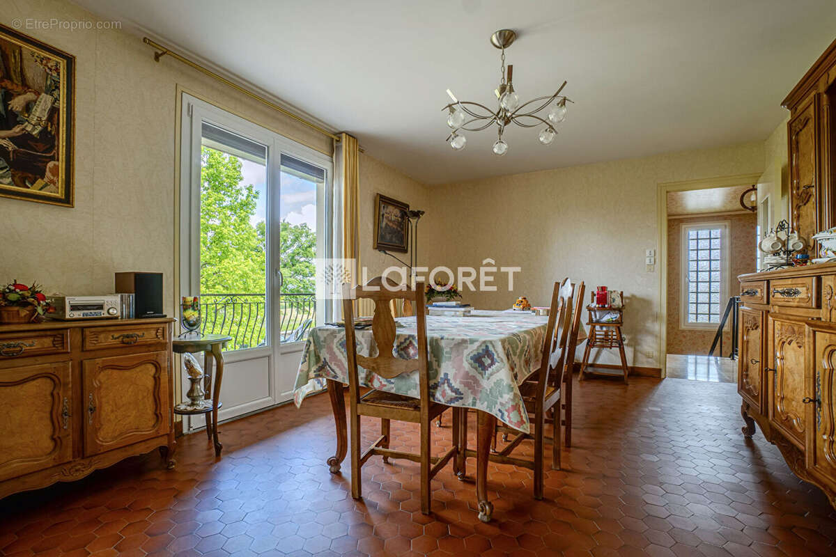 Maison Viriat 6 pièces 140m2 - photo 5