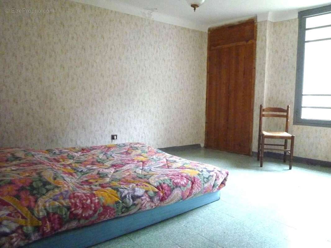 Appartement à PUGET-ROSTANG