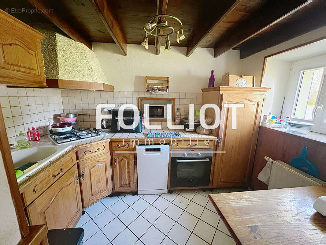 Maison à CERISY-LA-SALLE