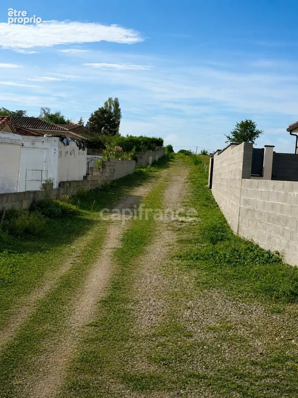 RIEUMES – Terrain à bâtir 629 m² viabilisé – Proche centre et commodités - photo 2