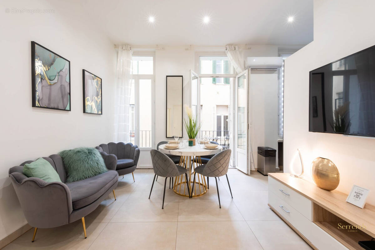 Appartement à CANNES