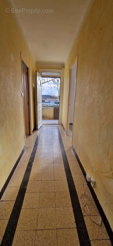 Maison à SAINT-MARTIN-DE-VALGALGUES