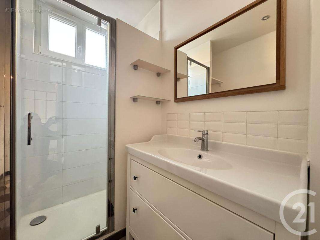 Appartement à FONTENAY-SOUS-BOIS