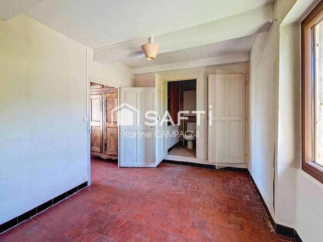 Photo 9 - Maison à ROBION