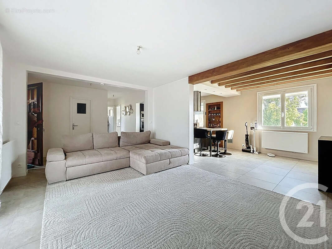 Maison à LES BORDES-AUMONT