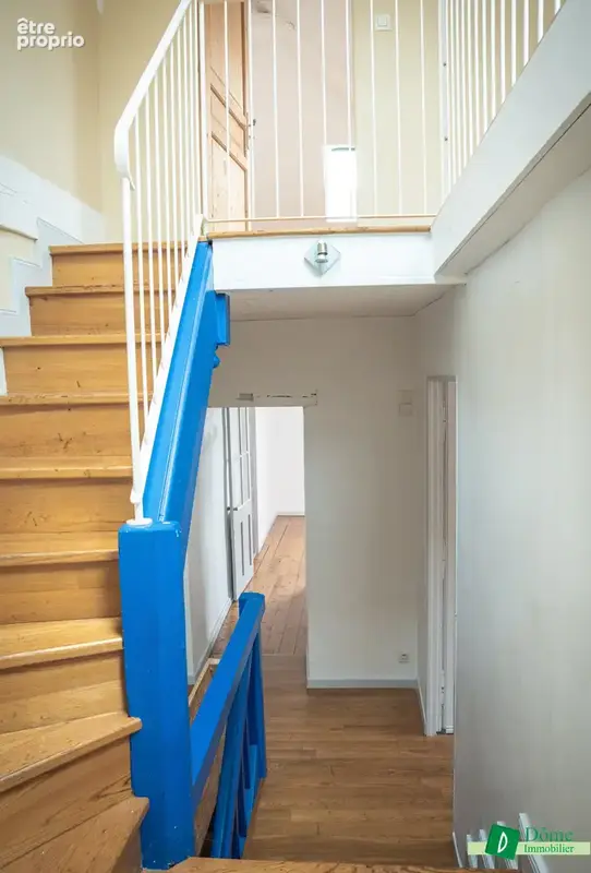 Maison atypique au coeur du village - photo 4