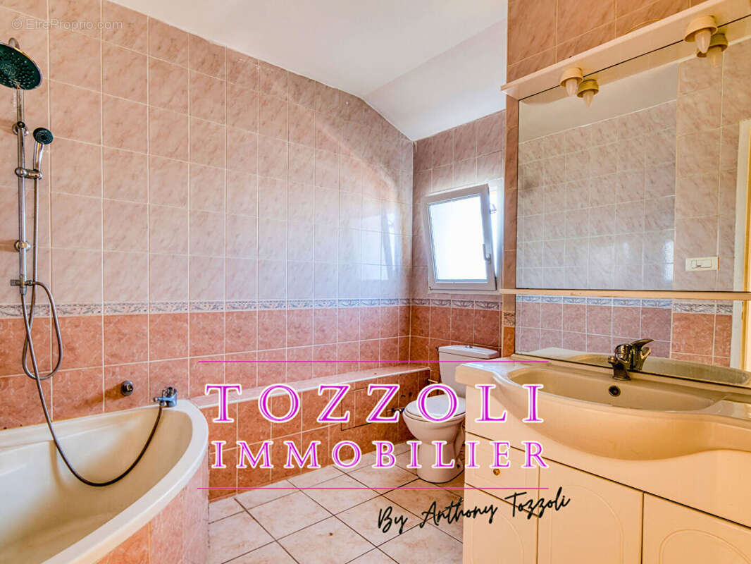 Maison à BOURGOIN-JALLIEU