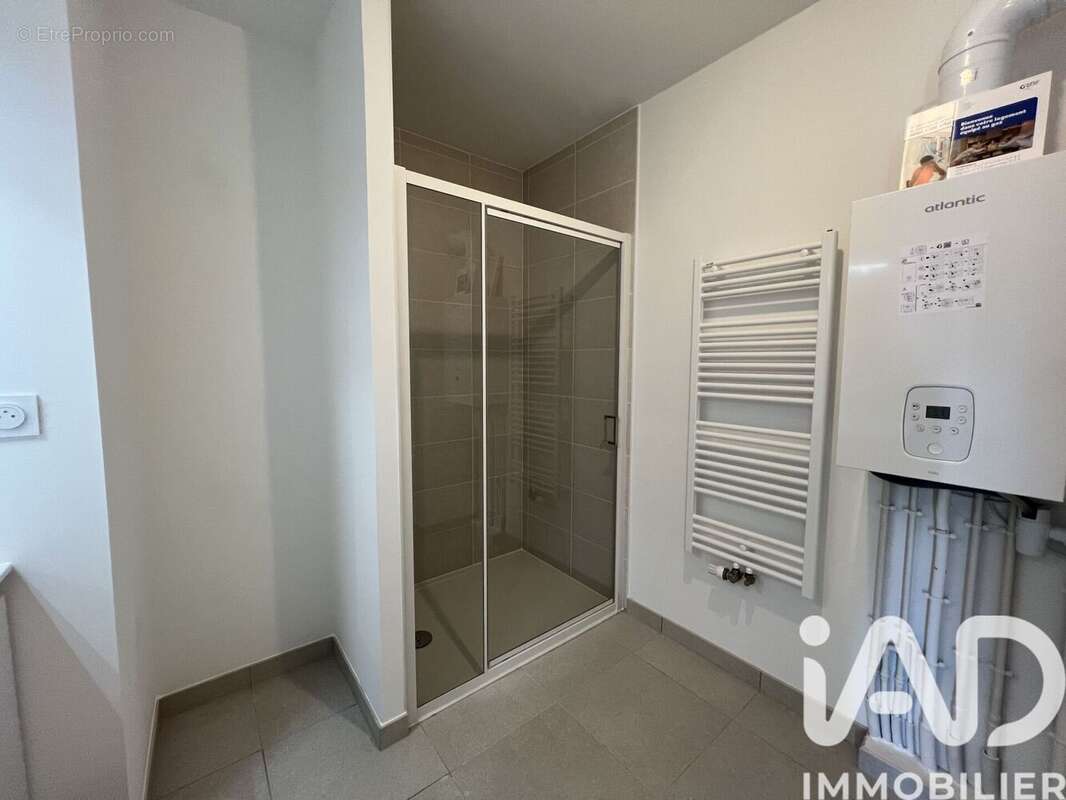 Photo 9 - Appartement à LA CHAPELLE-DES-FOUGERETZ