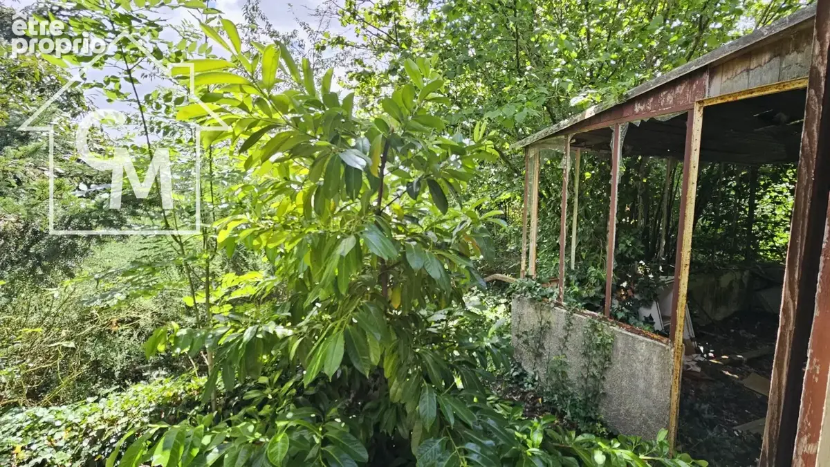 Maison à rénover entièrement- Fort potentiel - photo 24