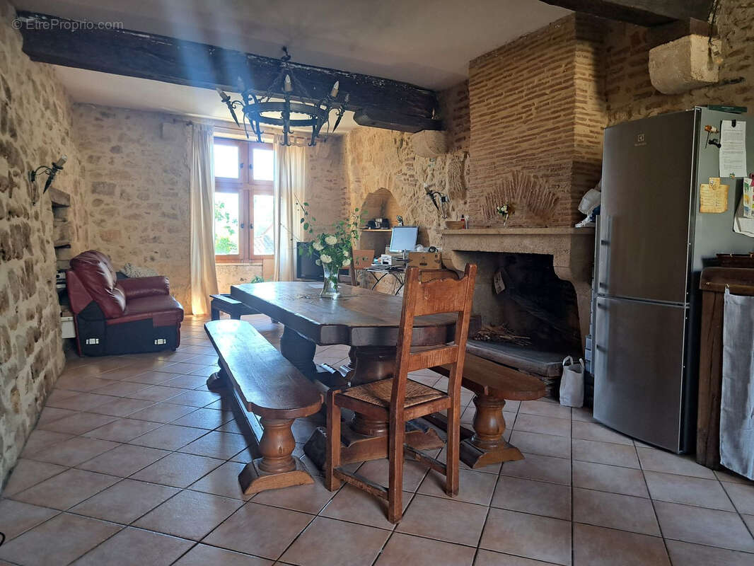 Maison à SAINT-MACAIRE