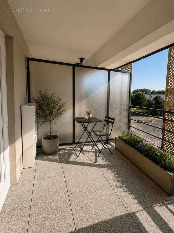 Appartement à ISSY-LES-MOULINEAUX