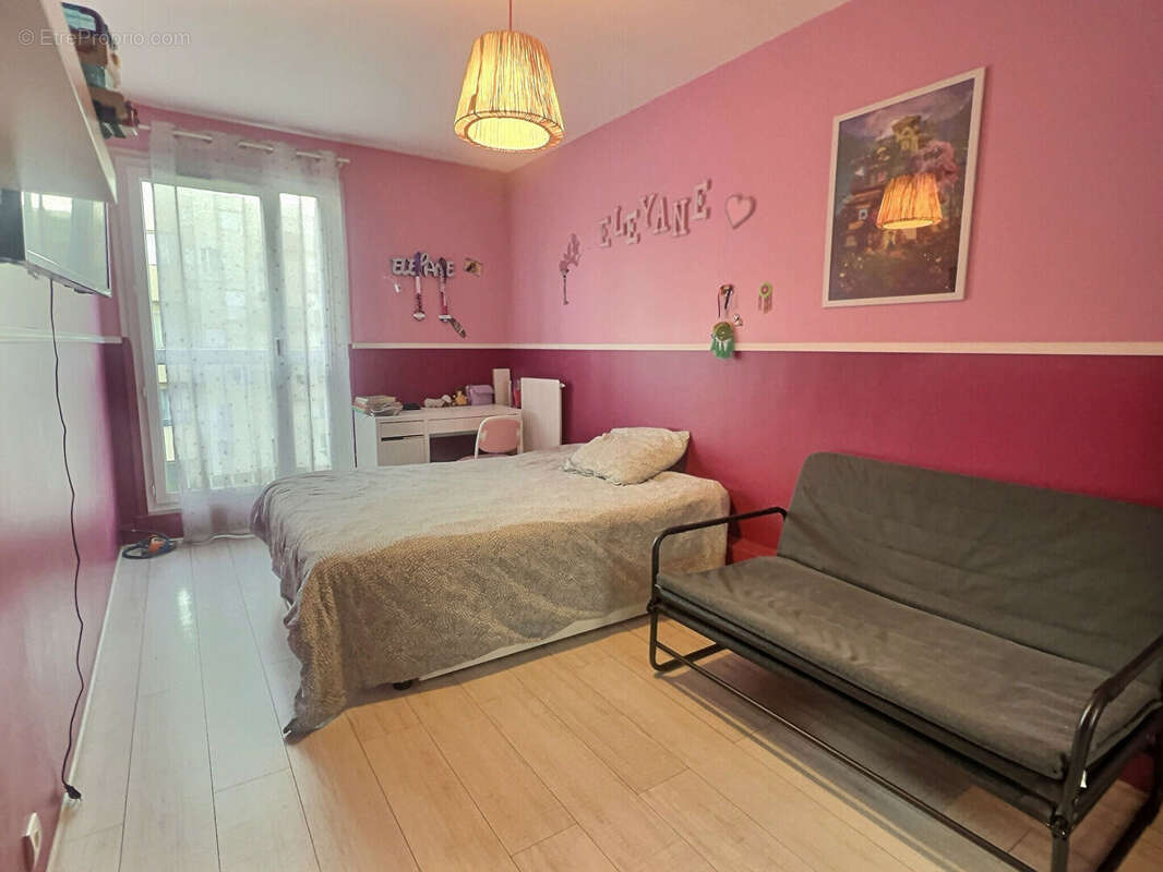 Appartement à THIAIS