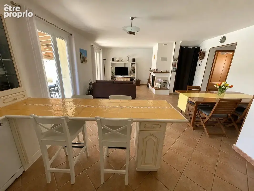 Vente Maison Le cannet-des-maures(83340) 379 000ï¿œ - photo 6