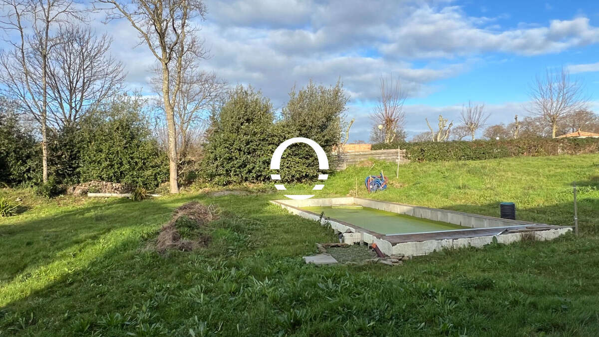 Maison à SAINT-MICHEL-CHEF-CHEF