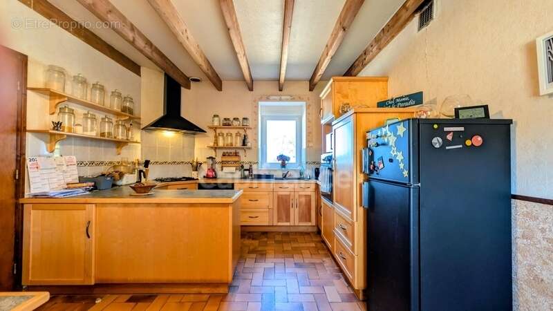 Lanarvilly - Maison 140 m² - 6 Chambres - Terrain 3000 m² - photo 8