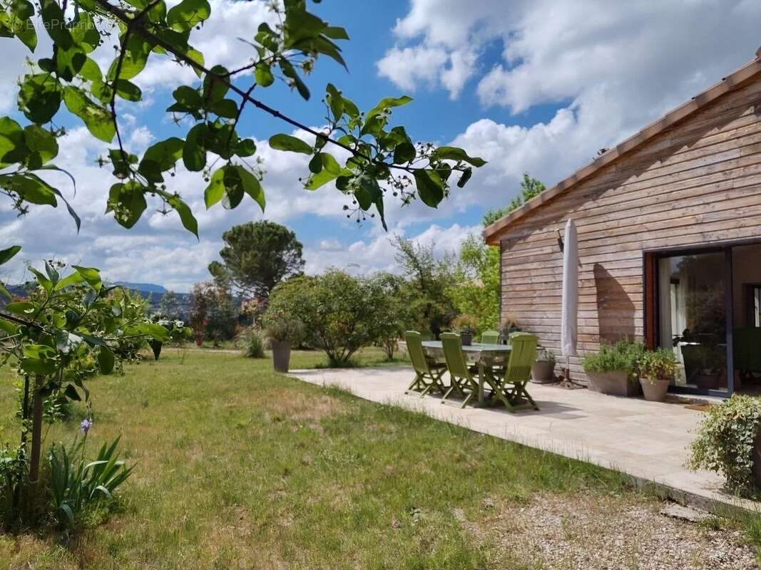 Maison à VAISON-LA-ROMAINE