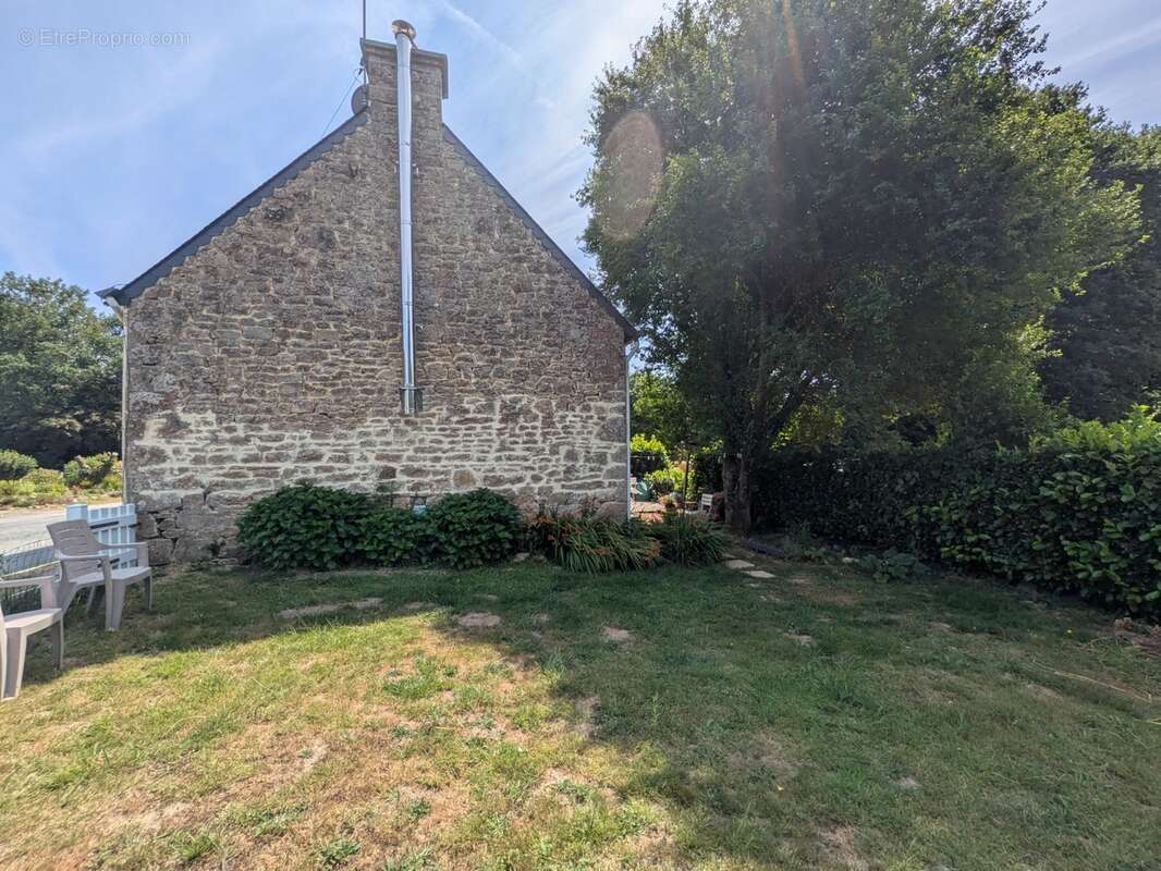 Langoëlan jolie maison de caractère de 80m² environ 4 pièces parcelle de 230m² envion - photo 3