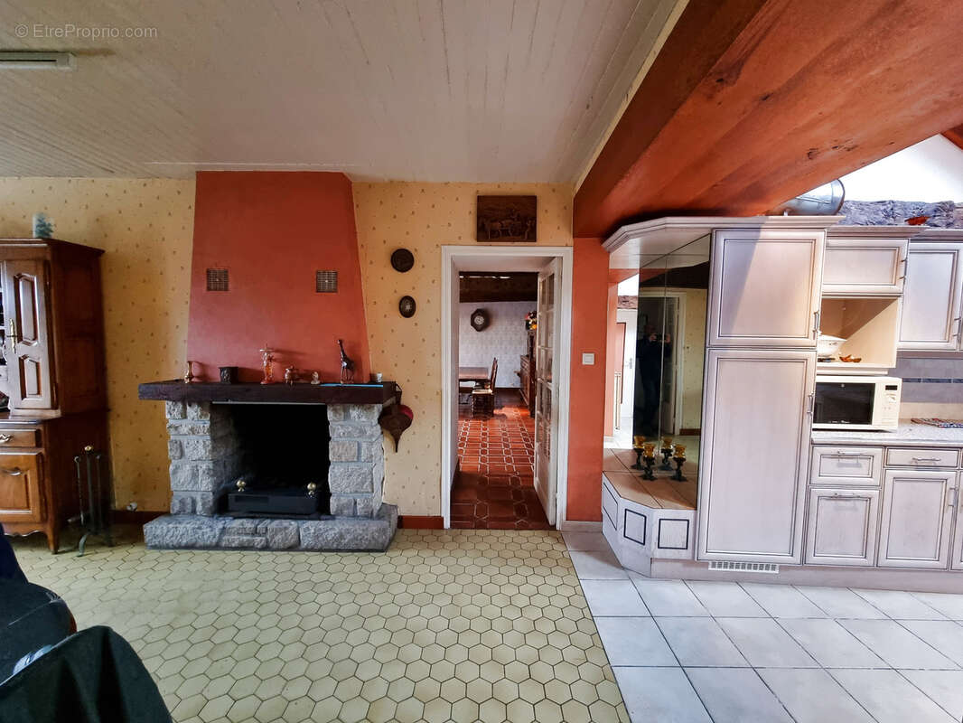 Maison à SAINTE-COLOMBE