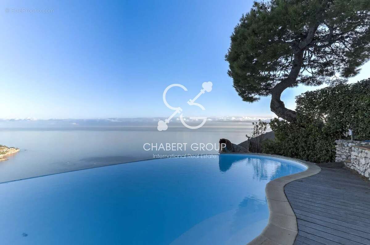 Appartement à EZE