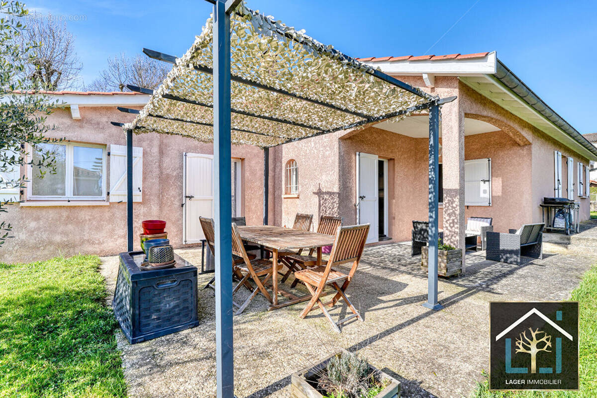 Maison à VILLARS-LES-DOMBES