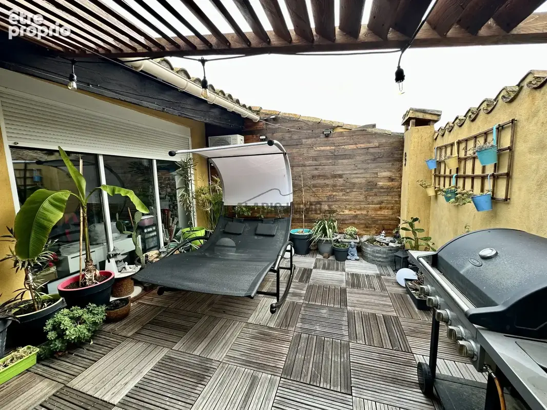 Maison 200 m2 habitables avec garage et terrasse tropezienne - photo 4