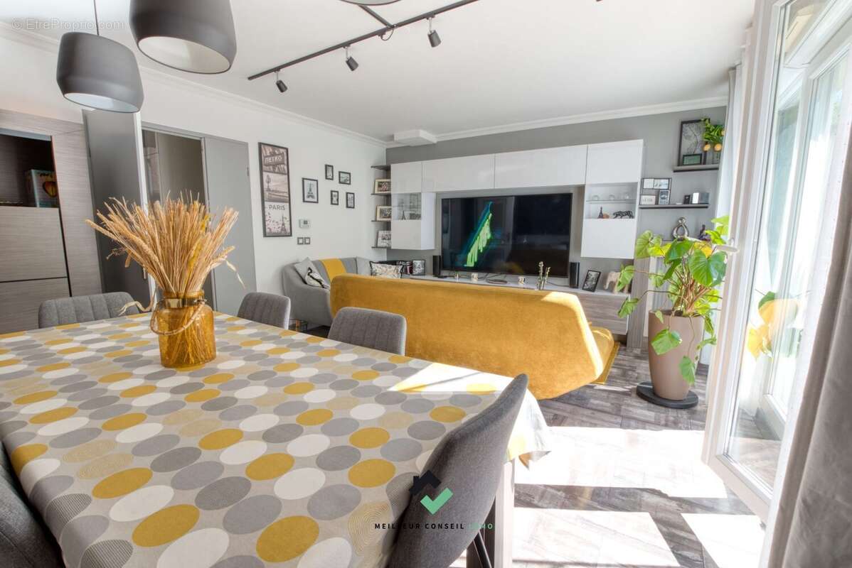 Maison à CHOISY-LE-ROI