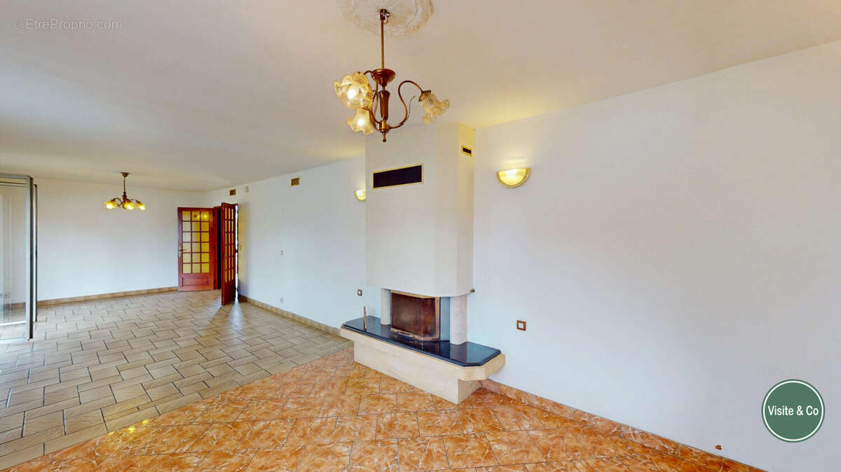 Maison à CESNY-AUX-VIGNES