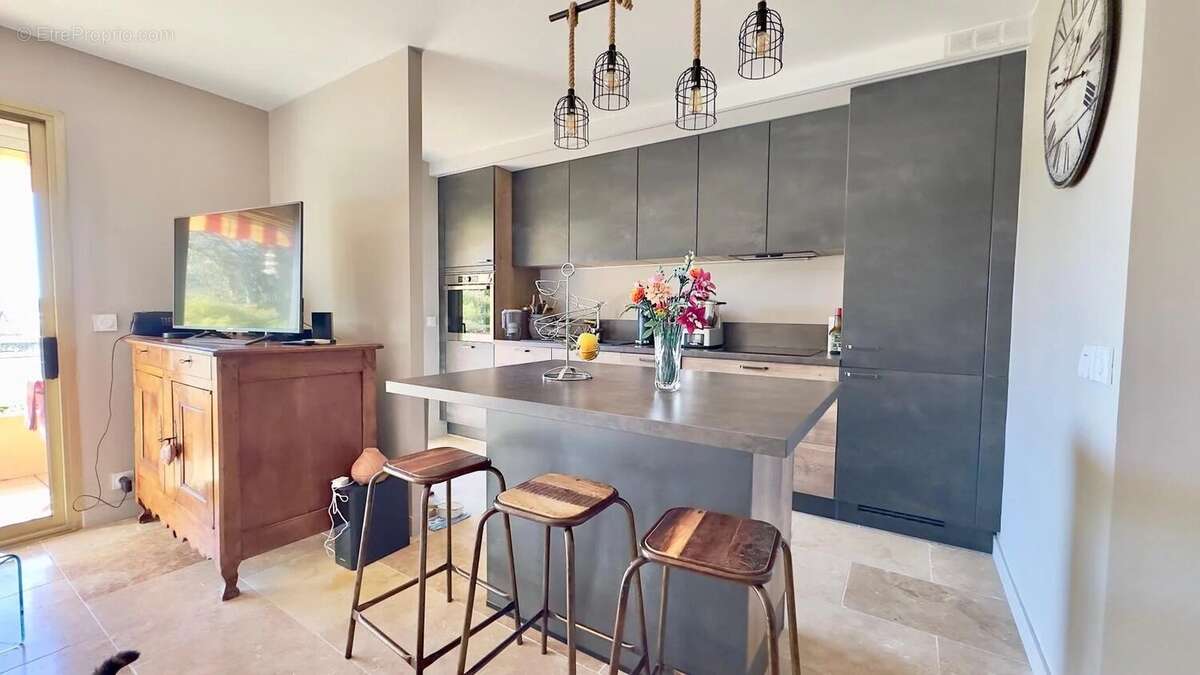 Appartement à LE CANNET