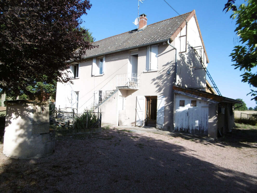 Photo 3 - Maison à LE BOUCHAUD