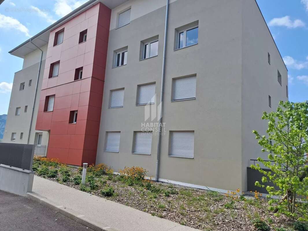 Appartement à MOIRANS