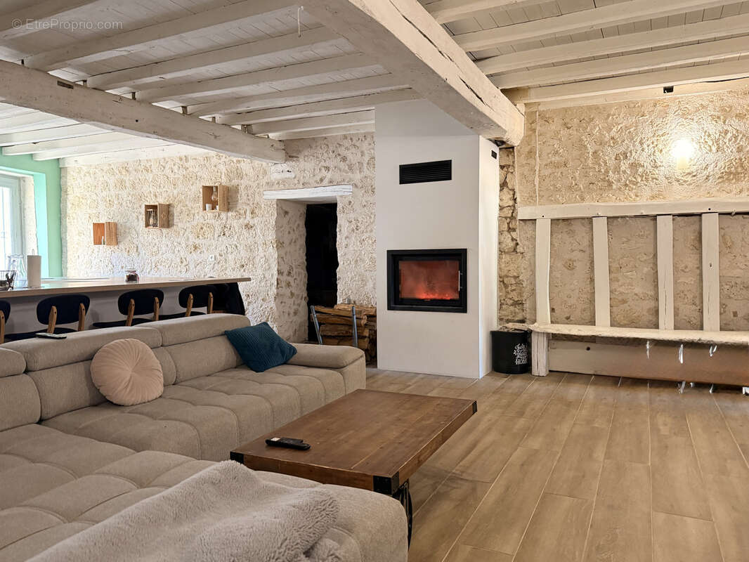 Maison à HAUTEFAGE-LA-TOUR