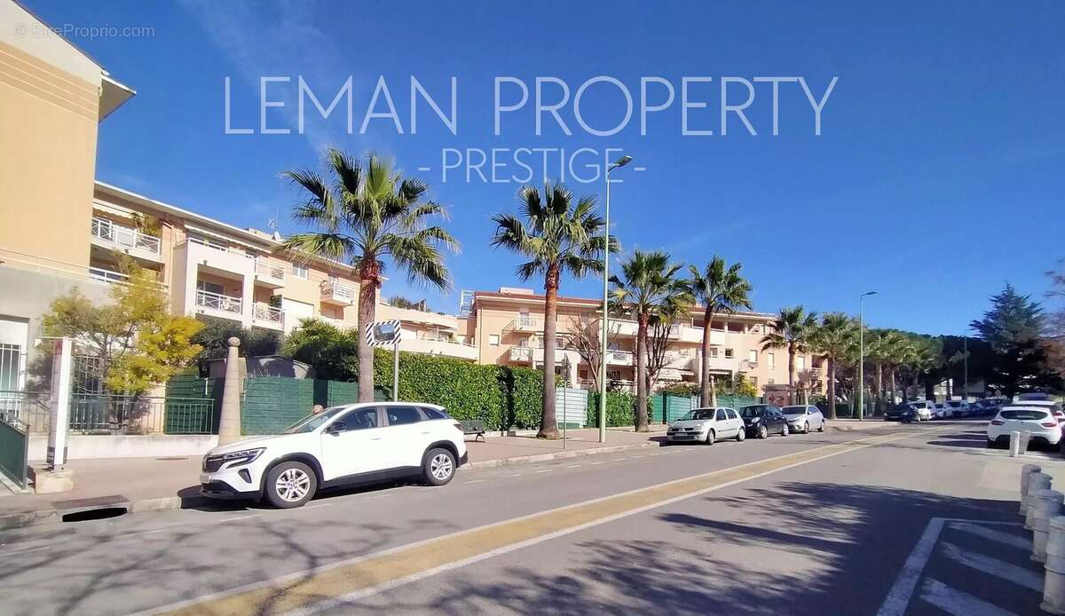 Appartement à LE CANNET