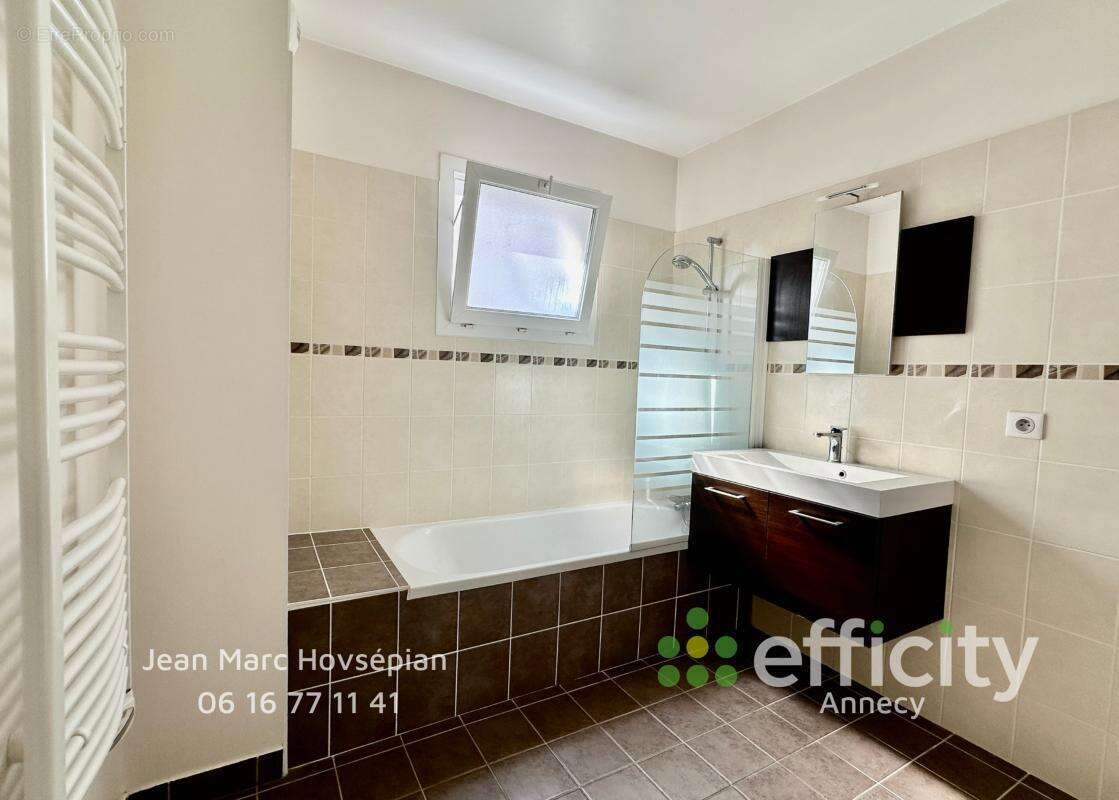 Appartement à ANNECY-LE-VIEUX