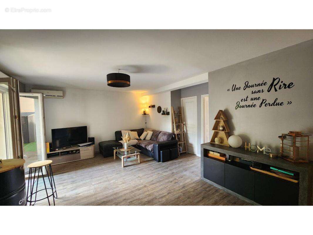 Appartement F3 - photo 2