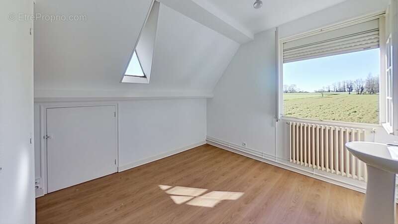 Maison à VEZIN-LE-COQUET