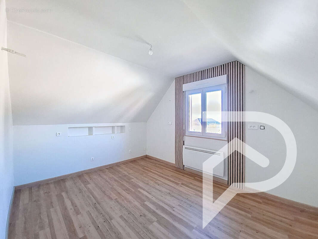 Maison à SAINT-MARTIN-EN-CAMPAGNE