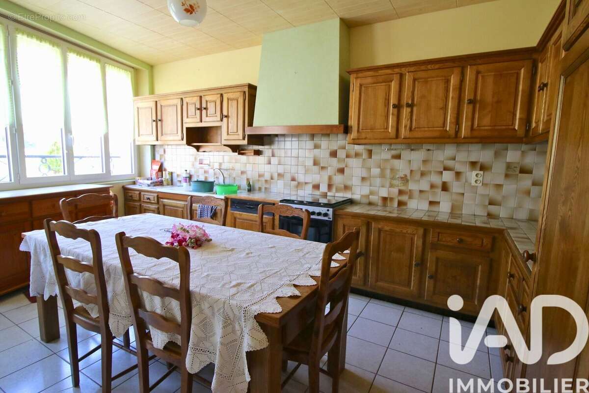 Maison 73 m² à Arlanc  - photo 2