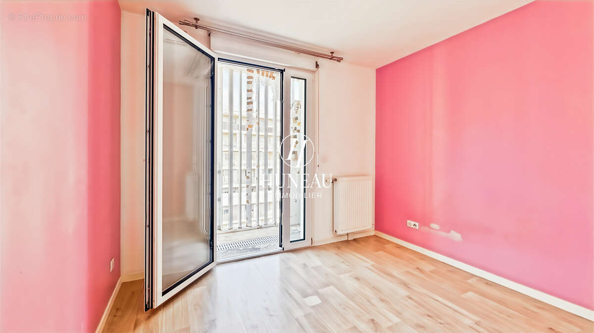 Appartement à NANTERRE