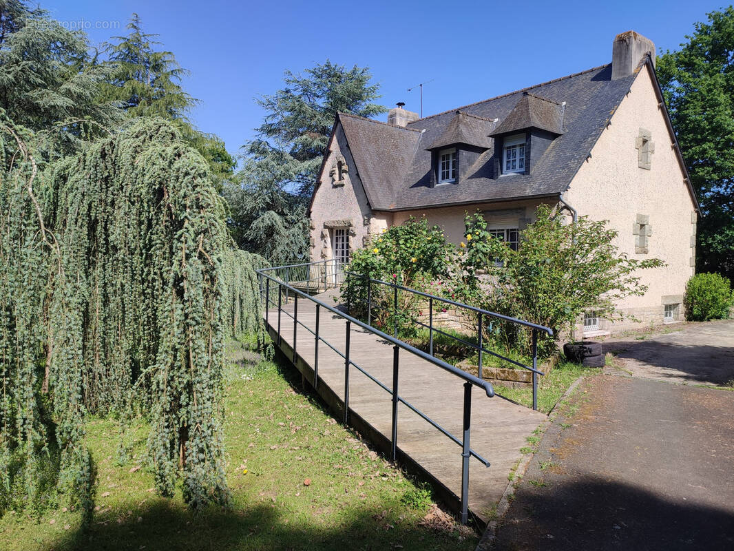 Maison à GUITTE
