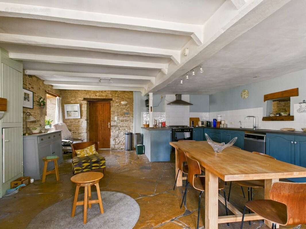 Maison à LEZAY