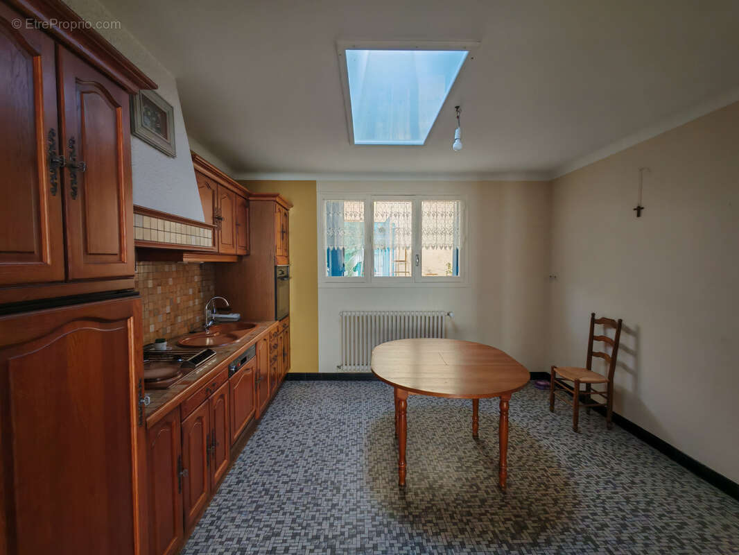 Maison à LA ROUXIERE