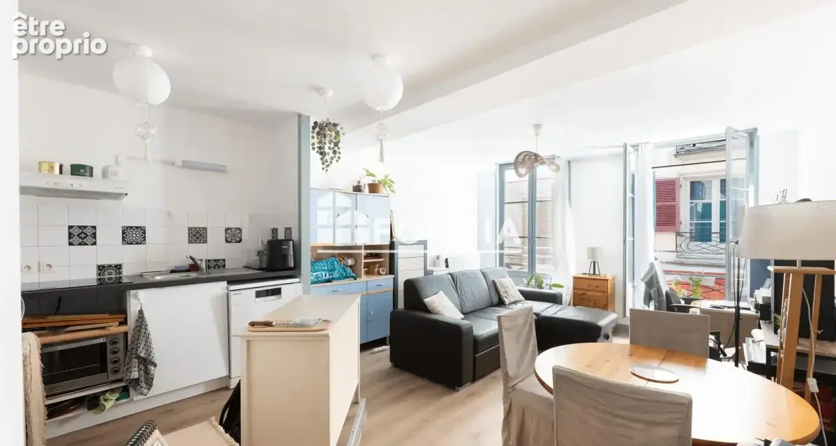 Bayonne Centre Historique - T3 72m² rénové sous deux clés cave 17m² - 260 000€ - photo 2