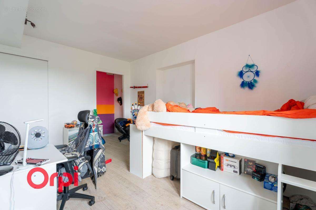 Appartement à LENTILLY