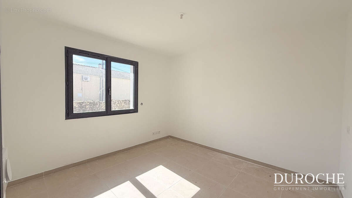 Maison plain-pied RE 2020   2 chambres, terrasse sud et prestations modernes à Camaret-sur-Aigues - photo 3