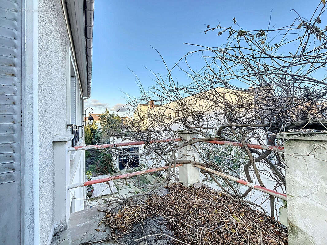 Maison à SAINT-MAUR-DES-FOSSES