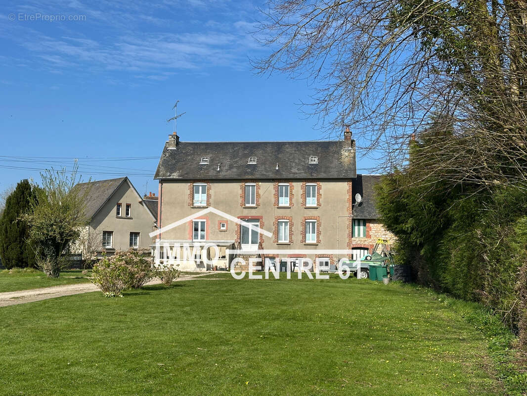 Maison à DOMFRONT