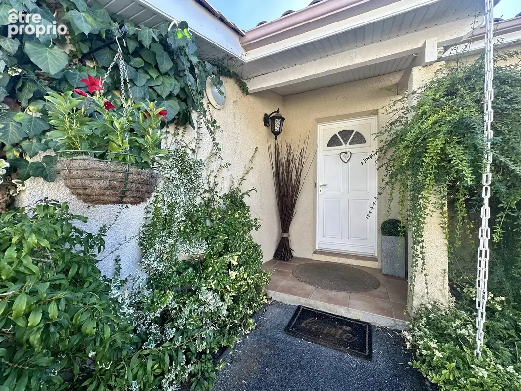 Maison de cinq chambres avec garage et piscine à Bergerac - photo 15