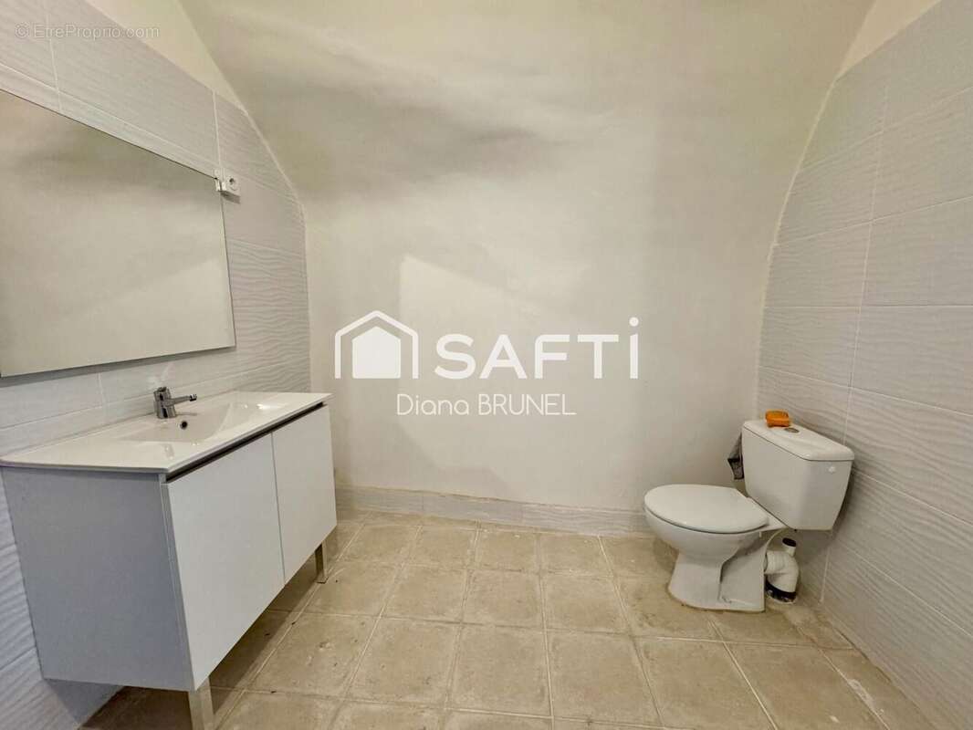 Photo 9 - Appartement à LA TOUR-D&#039;AIGUES