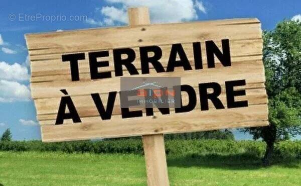 Terrain à SOTTEVILLE-LES-ROUEN